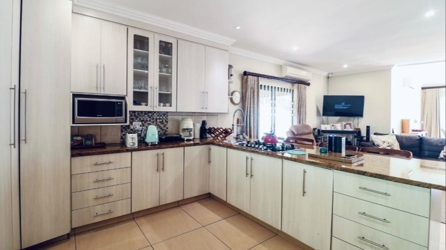 5 Bedroom Property for Sale in Protea Park North West